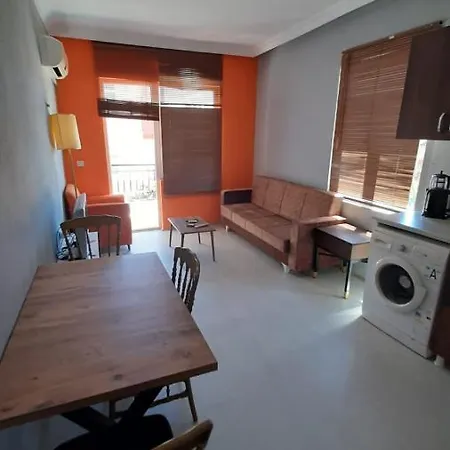 Elda Prestige Apt דירה סייד