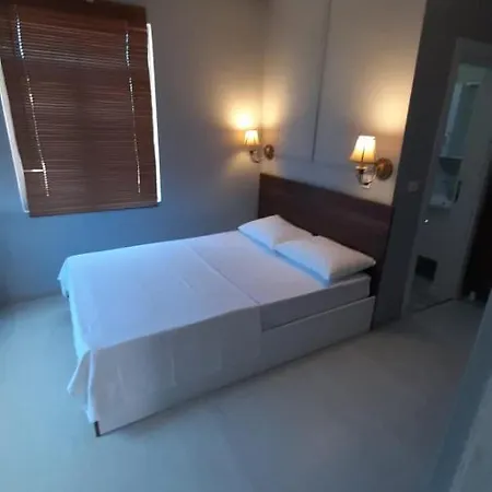 Elda Prestige Apt Lejlighed Side