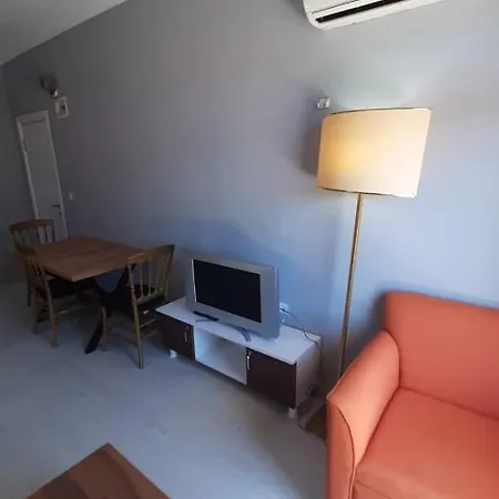 Elda Prestige Apt *
